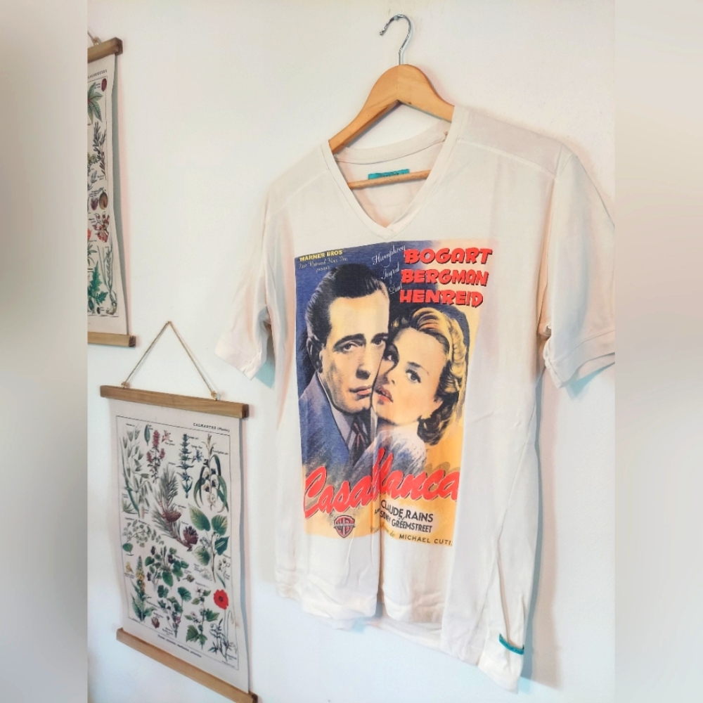Vete al Diablo - Large - Vintage Style Casablanca Graphic T-Shirt
